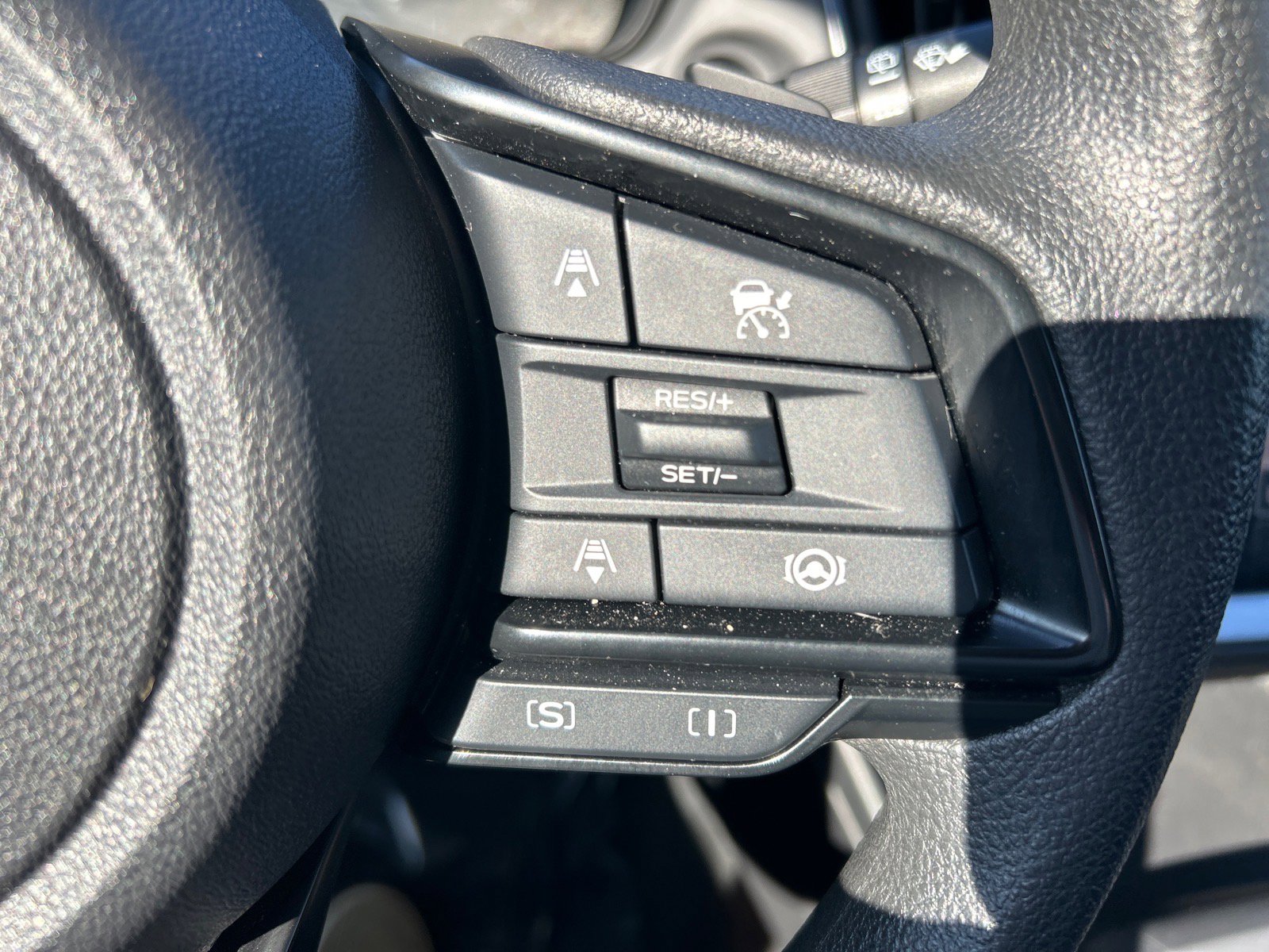 Used 2024 Subaru Crosstrek 2.0i Premium image 23