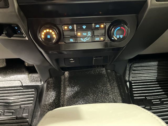 Certified 2022 Ford F450 XL w/ Power Equipment Group image 15