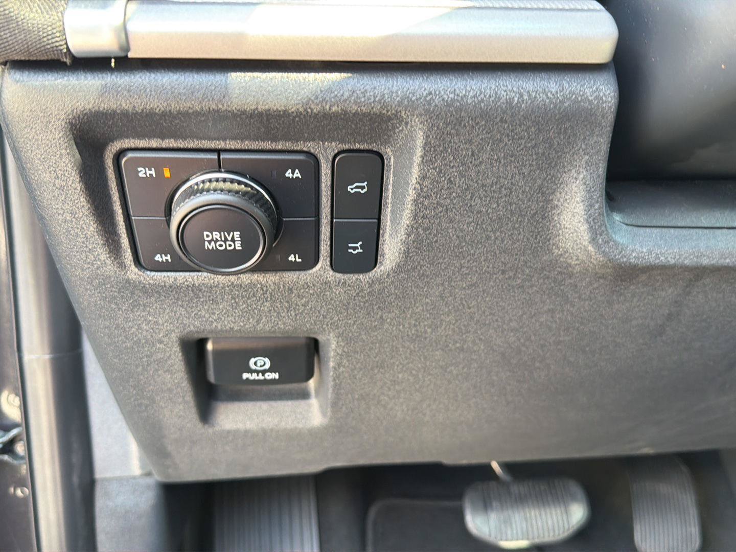 Certified 2025 Ford Expedition Active AWD/4WD image 20