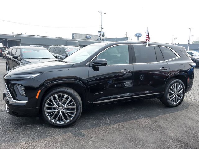 Used 2025 Buick Enclave Avenir w/ Trailering Package, 5000 lbs. AWD/4WD image 6