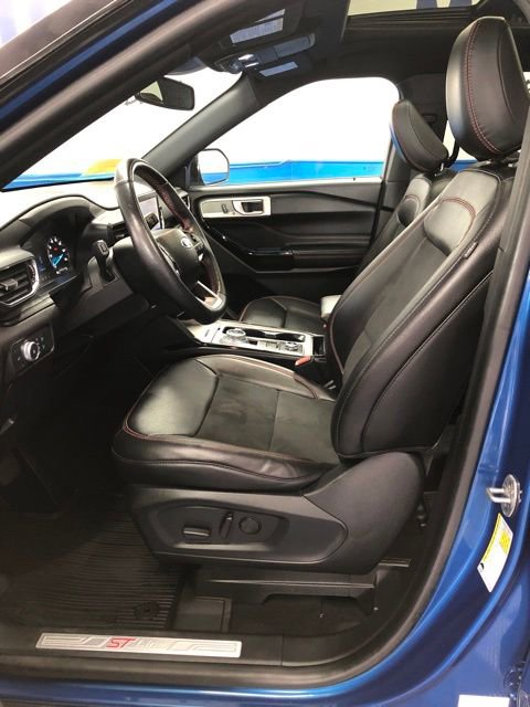 Certified 2022 Ford Explorer ST-Line w/ Class IV Trailer Tow Package image 27