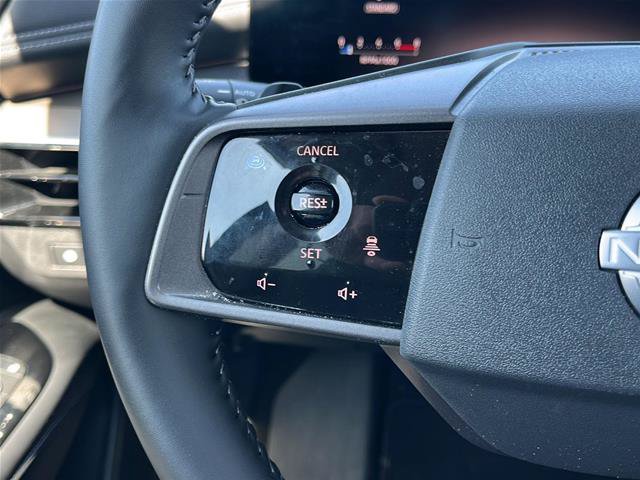 Used 2025 Nissan Murano SL AWD/4WD image 23