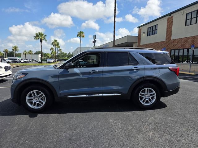 Certified 2025 Ford Explorer Active w/ Active Comfort Package RWD image 8