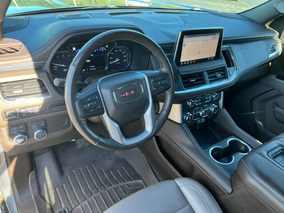 Used 2021 GMC Yukon XL SLT w/ SLT Premium Package AWD/4WD image 20