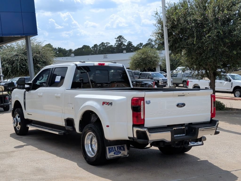 Certified 2023 Ford F350 Lariat w/ FX4 Off-Road Package AWD/4WD image 6