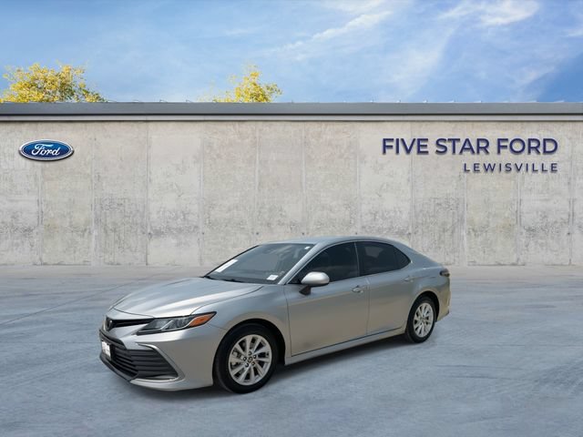 Used 2024 Toyota Camry LE FWD image 4