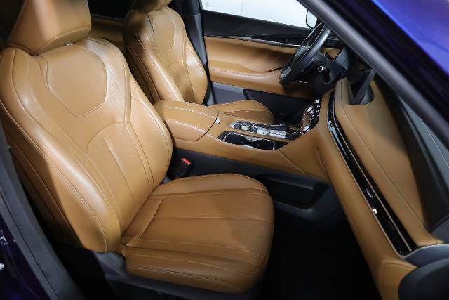 Used 2023 INFINITI QX60 Sensory w/ Vision Package AWD/4WD image 8