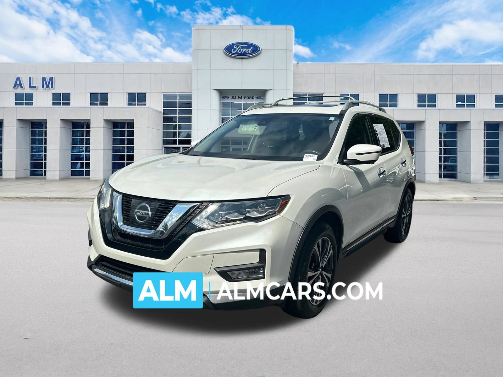 Used 2017 Nissan Rogue SL w/ SL Premium Package