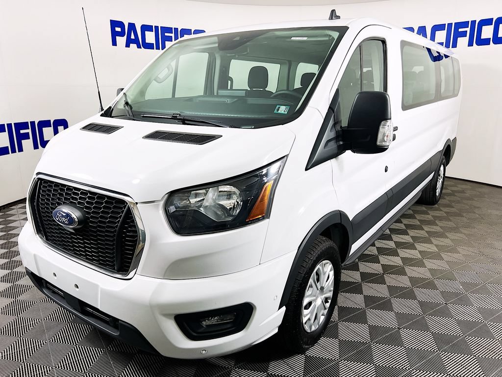 Certified 2023 Ford Transit 350 XLT RWD image 4