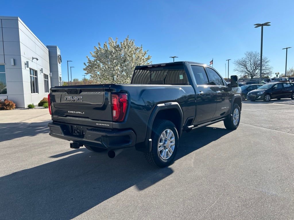 Used 2022 GMC Sierra 2500 Denali w/ Denali Ultimate Package AWD/4WD image 10