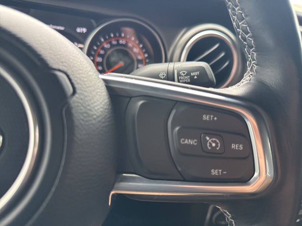 Used 2023 Jeep Gladiator Rubicon w/ Cold Weather Group image 30