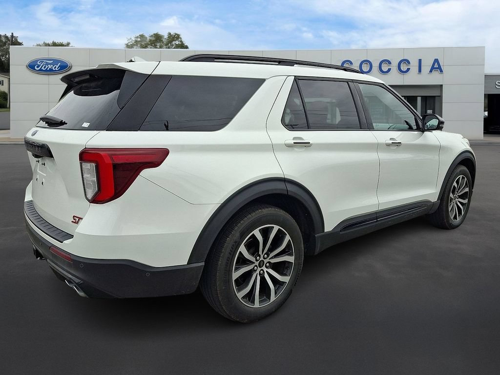 Certified 2020 Ford Explorer ST w/ Premium Technology Package AWD/4WD image 4