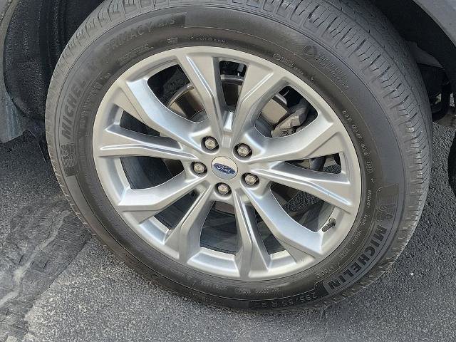 Certified 2023 Ford Explorer XLT w/ Equipment Group 202A AWD/4WD image 34