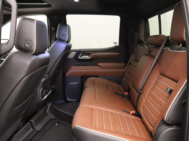 Used 2025 GMC Sierra 1500 Denali Ultimate image 10