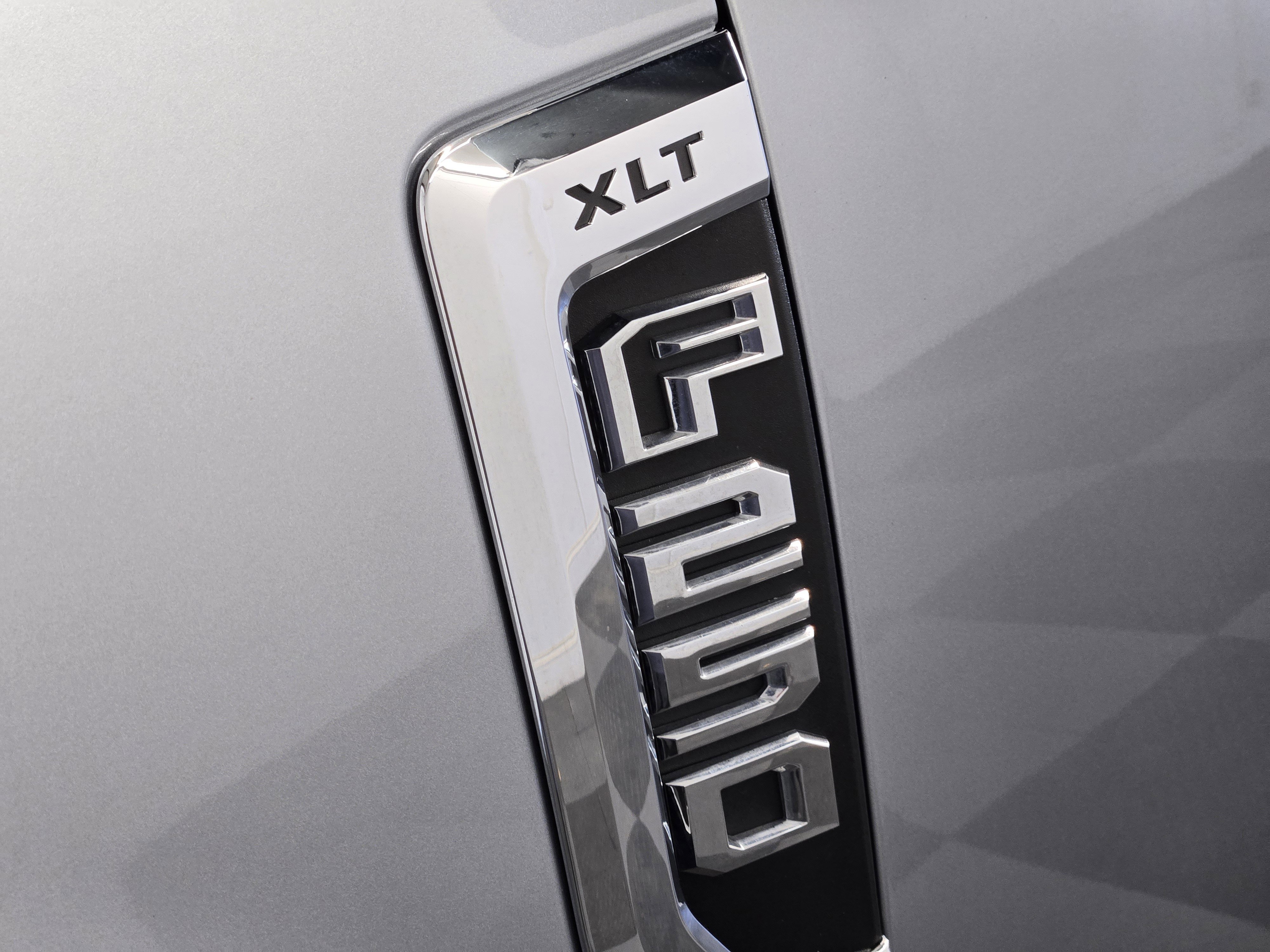 Certified 2022 Ford F250 XLT w/ XLT Premium Package image 11