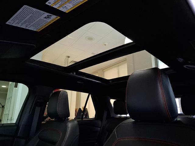 Certified 2023 Ford Explorer ST-Line w/ Class IV Trailer Tow Package image 13