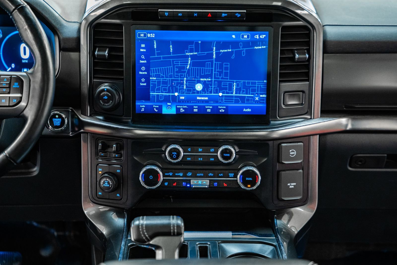 Certified 2022 Ford F150 Lariat w/ Equipment Group 502A High image 25