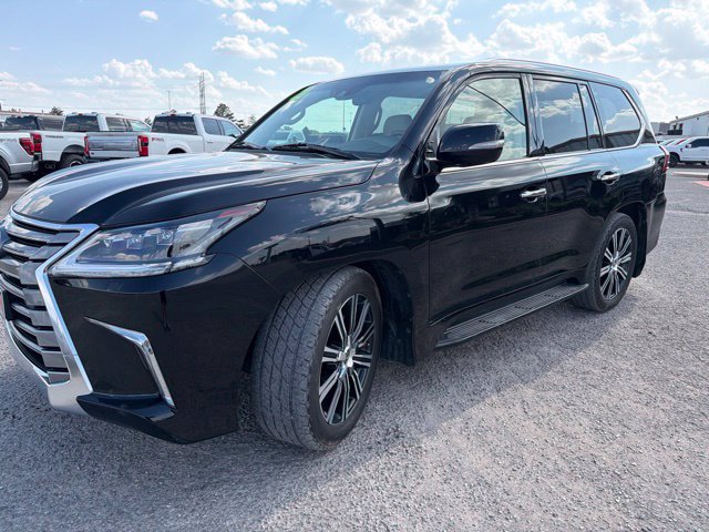 Used 2021 Lexus LX 570 4WD w/ Luxury Package image 3