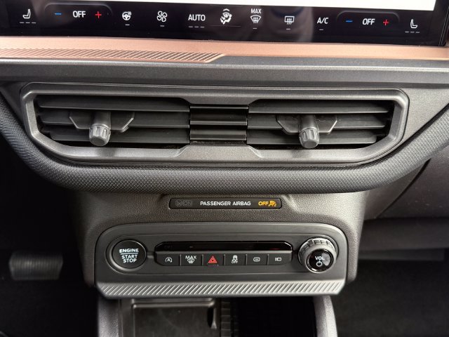 Certified 2025 Ford Bronco Sport Outer Banks AWD/4WD image 11