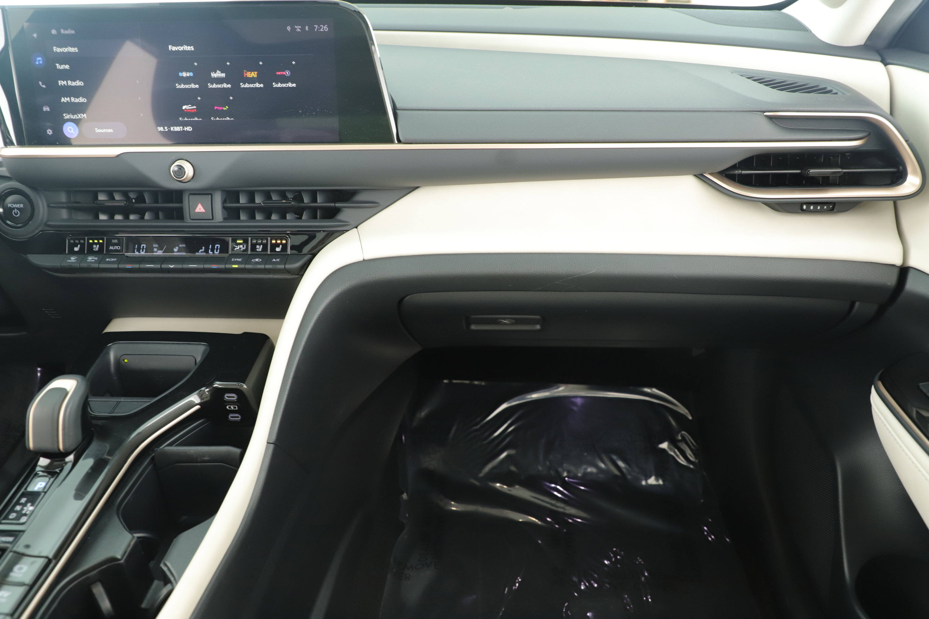 Used 2024 Toyota Crown Limited image 20