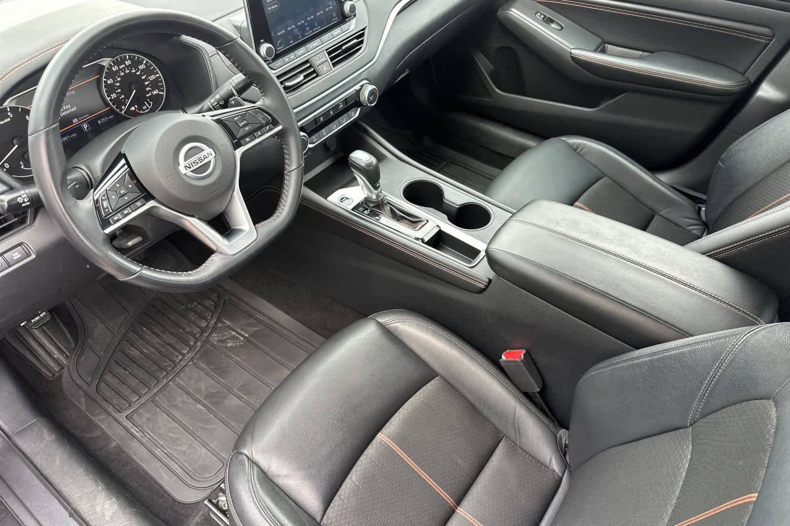 Used 2021 Nissan Altima 2.5 SR FWD image 11