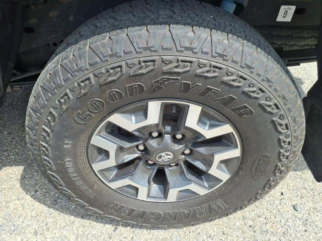 Used 2023 Toyota Tacoma TRD Off-Road AWD/4WD image 7