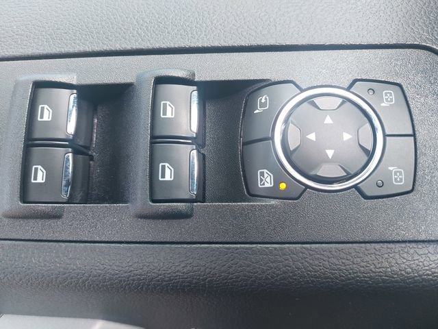 Certified 2019 Ford F150 Platinum w/ Equipment Group 701A Luxury image 28