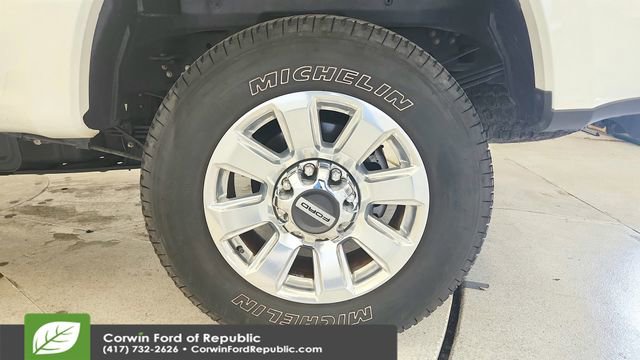 Certified 2021 Ford F250 Platinum w/ FX4 Off-Road Package AWD/4WD image 27