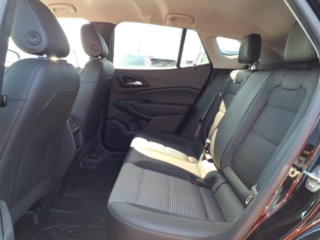 Used 2024 Chevrolet Trax LT w/ Driver Confidence Package FWD image 11