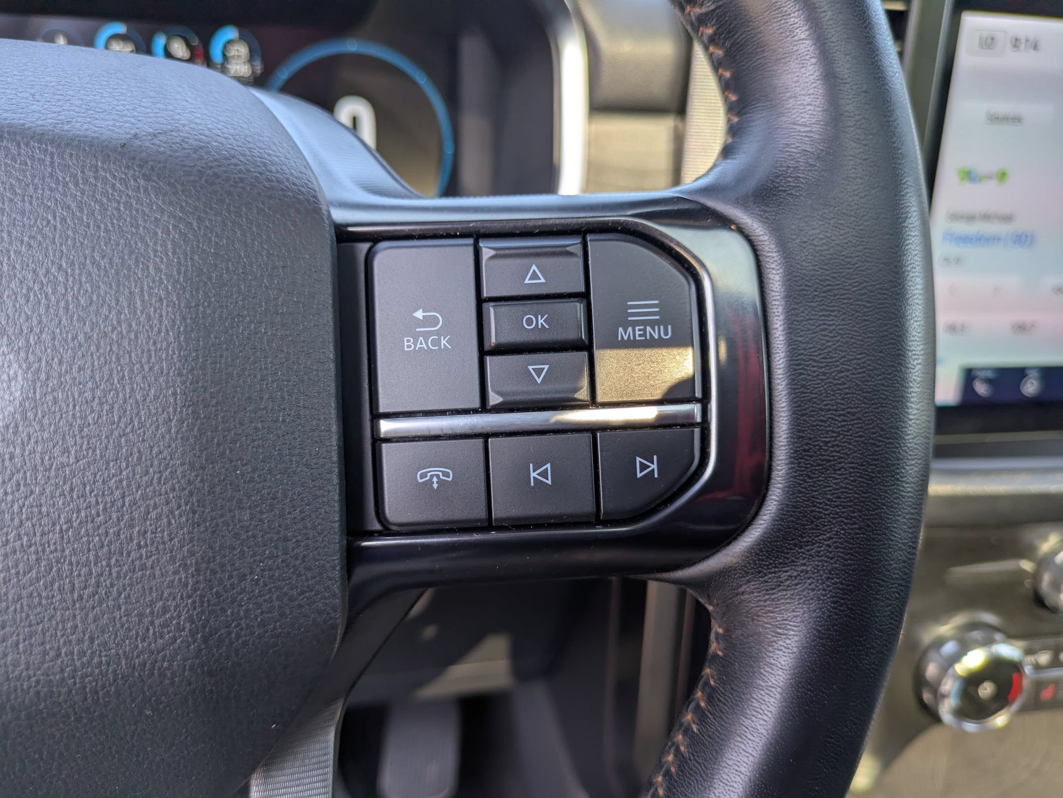 Certified 2022 Ford F150 Platinum w/ Equipment Group 701A High AWD/4WD image 20
