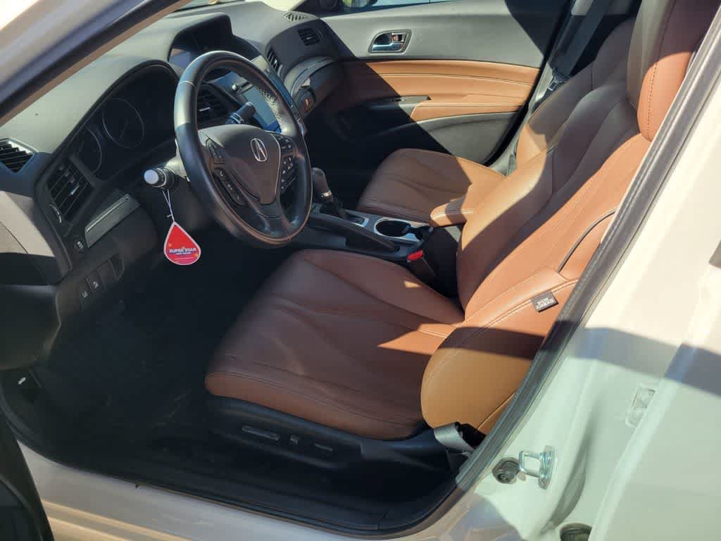 Used 2022 Acura ILX w/ Premium Package FWD image 3