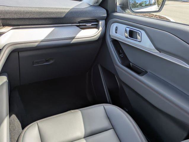 Certified 2026 Ford Explorer Active w/ Active Comfort Package RWD image 17