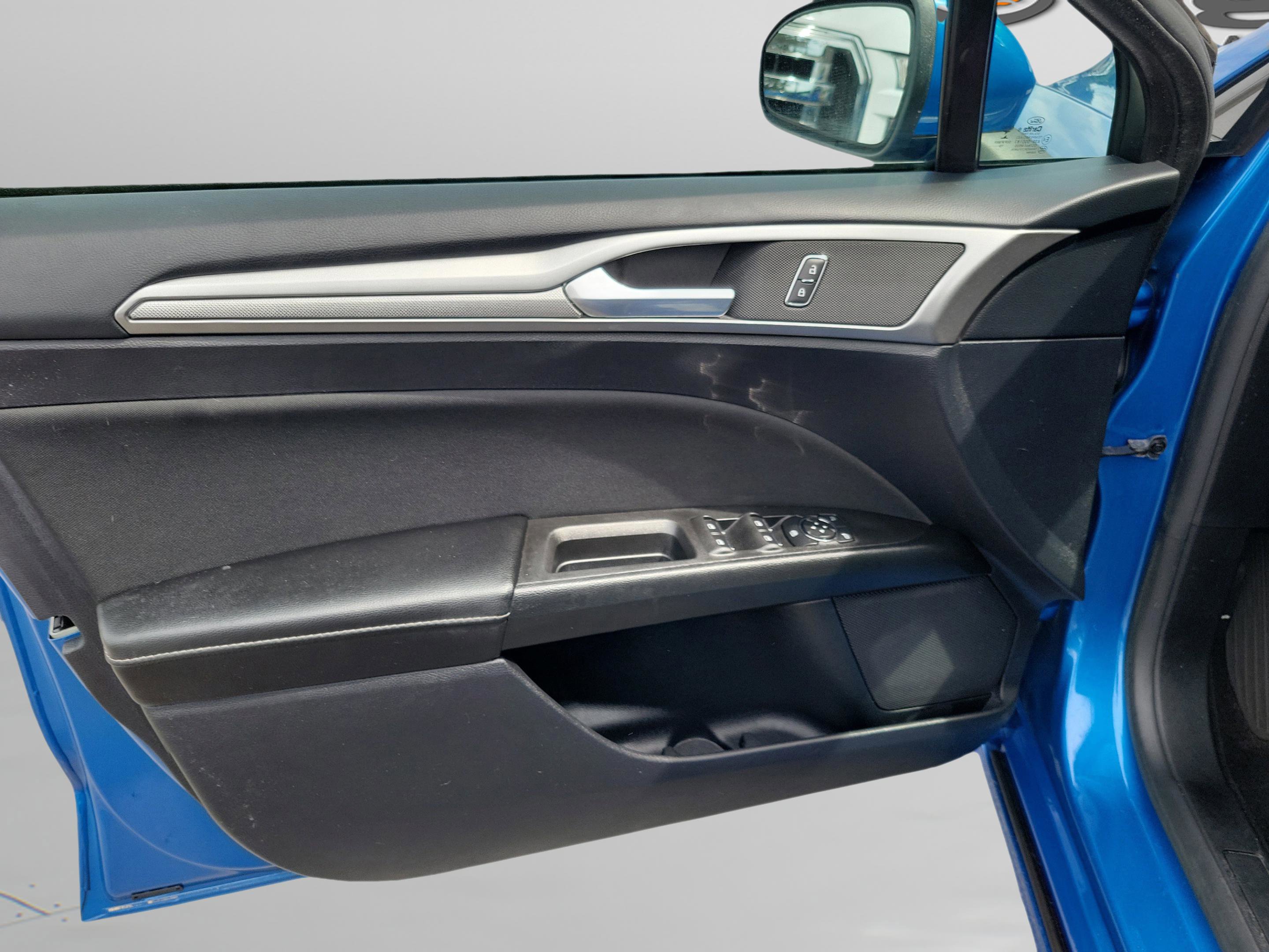 Certified 2020 Ford Fusion SE FWD image 14