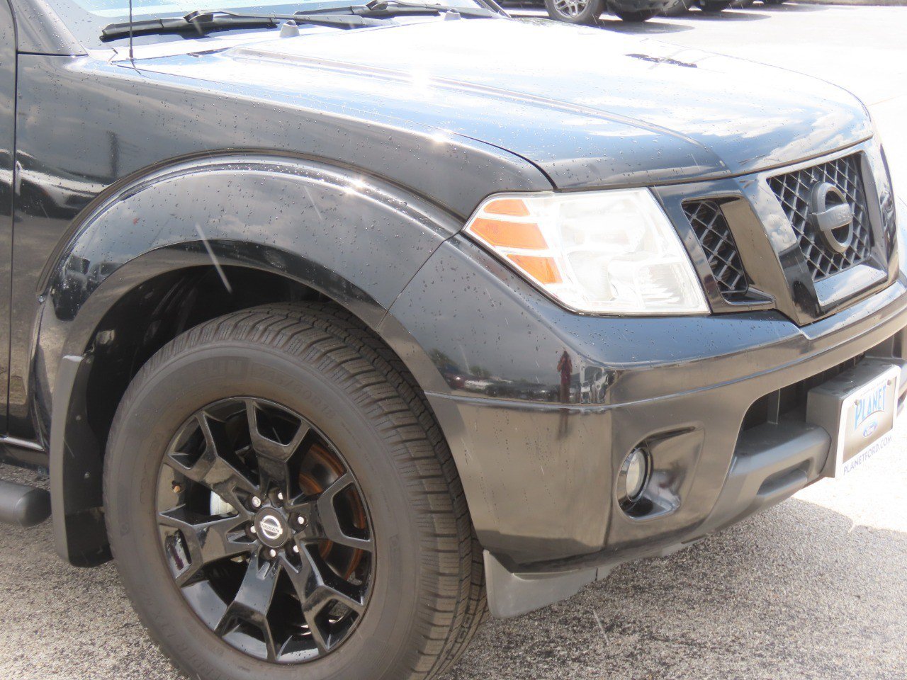 Used 2020 Nissan Frontier SV w/ Midnight Edition Floor Mats RWD image 6