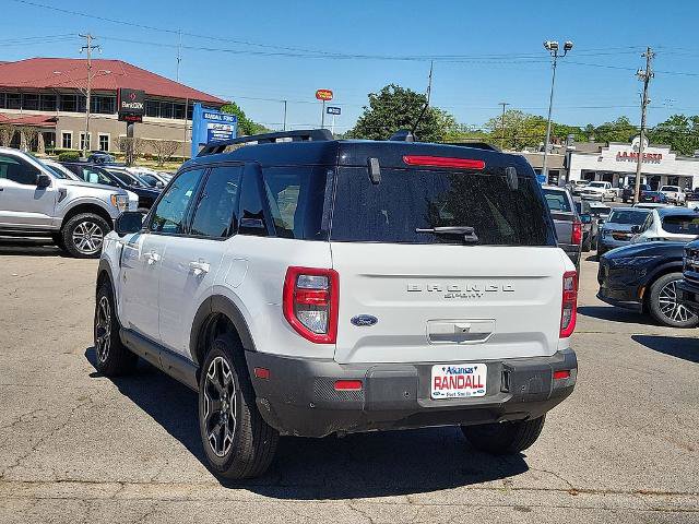 Certified 2025 Ford Bronco Sport Outer Banks w/ Outer Banks Tech Package+ AWD/4WD image 4