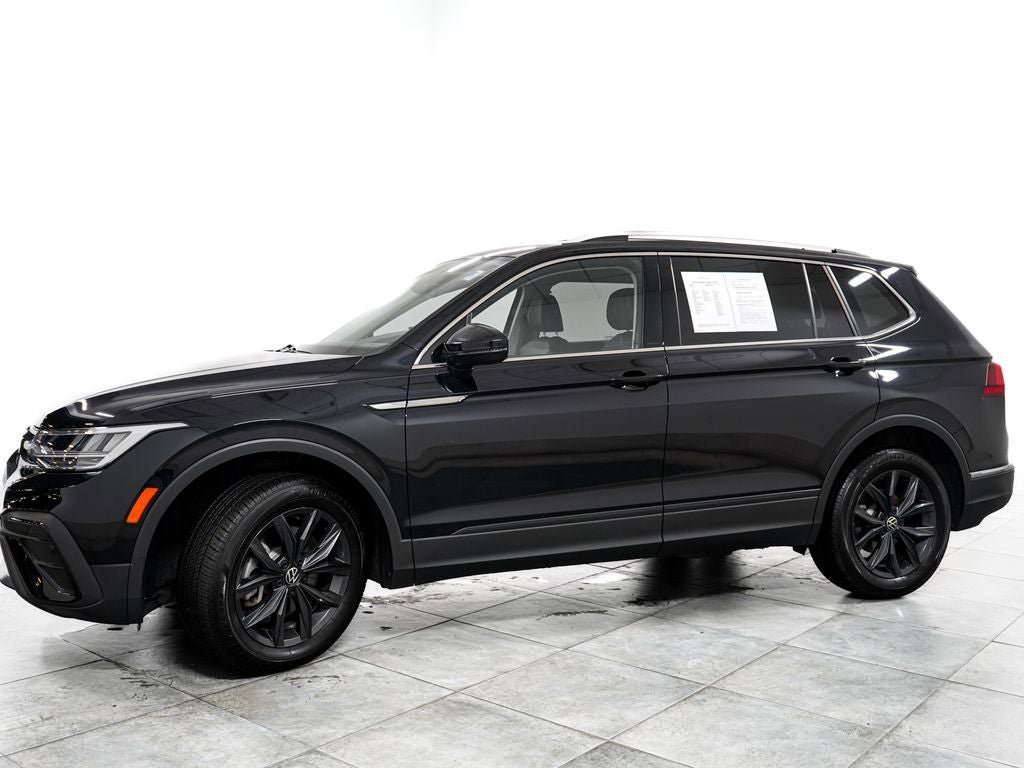 Used 2024 Volkswagen Tiguan SE AWD/4WD image 4