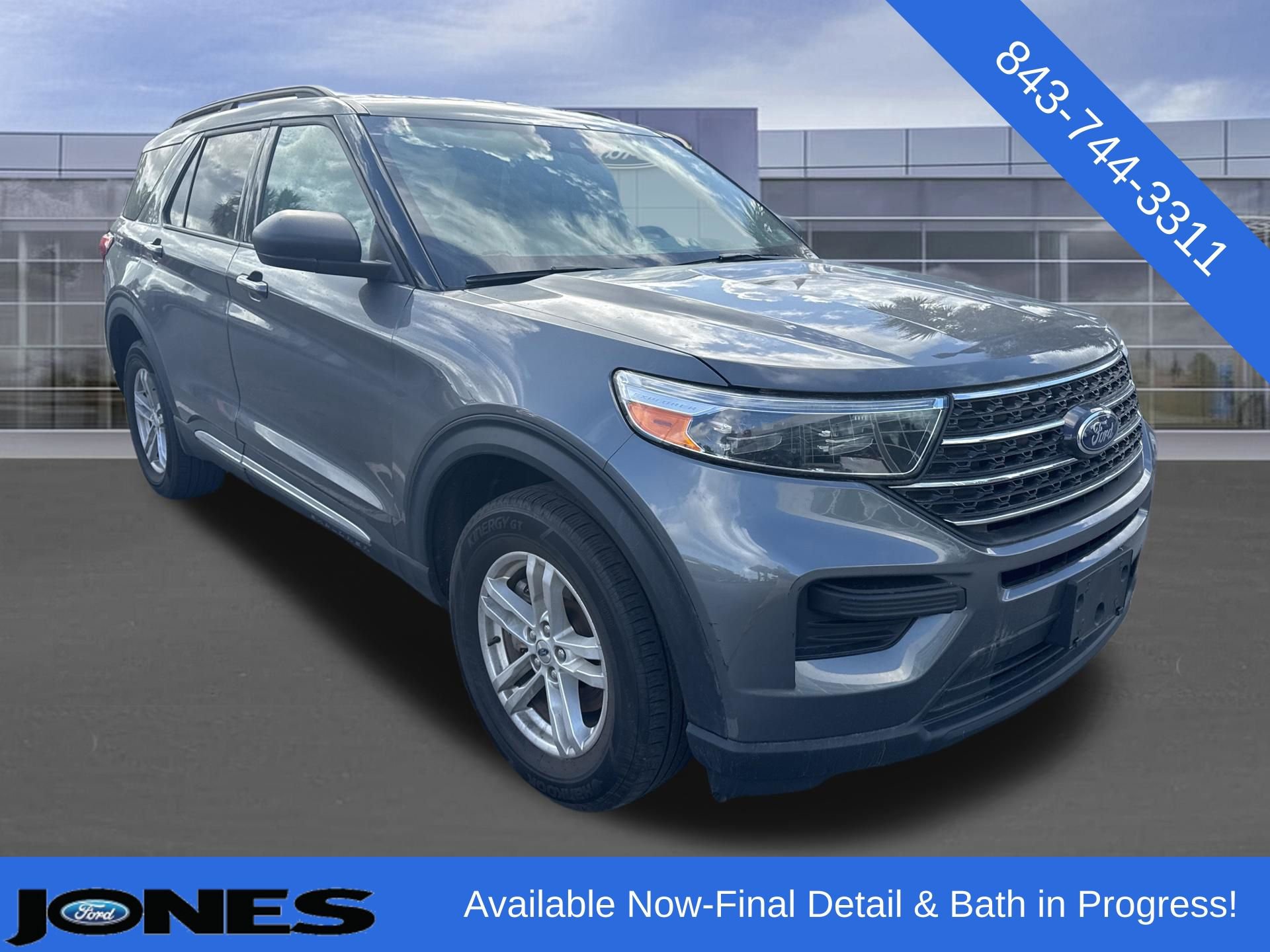 Certified 2023 Ford Explorer XLT AWD/4WD image 1