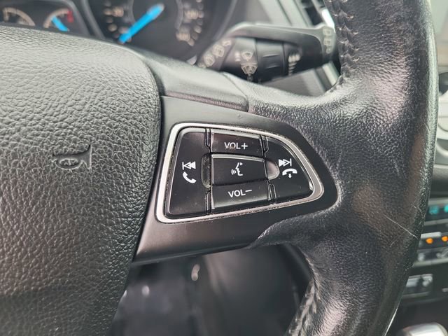 Certified 2019 Ford Escape Titanium image 10