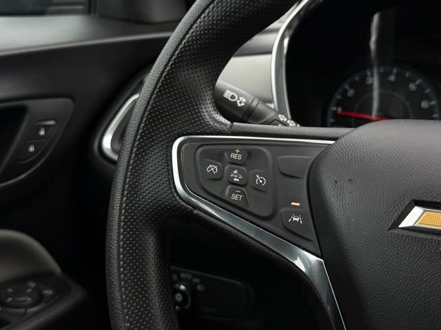 Used 2020 Chevrolet Equinox LS image 22