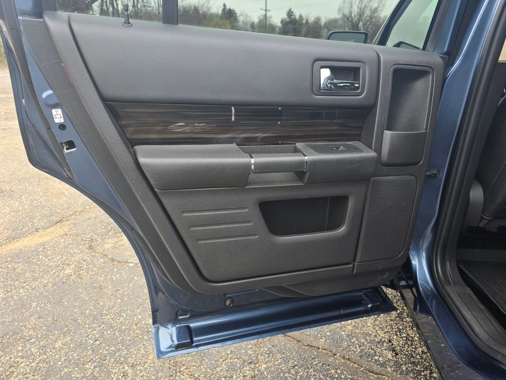 Certified 2019 Ford Flex SEL w/ Equipment Group 202A AWD/4WD image 11