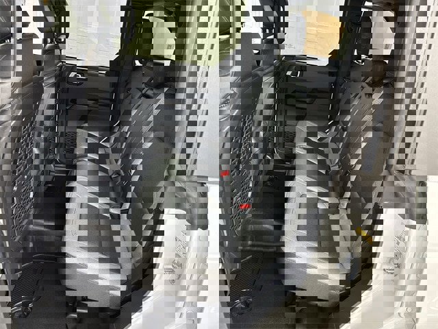 Certified 2024 Ford Bronco Black Diamond image 21