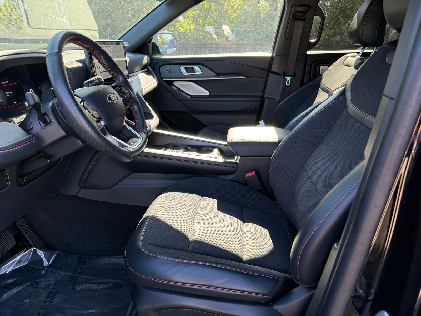 Certified 2025 Ford Explorer ST w/ Sun And Sound Package AWD/4WD image 11