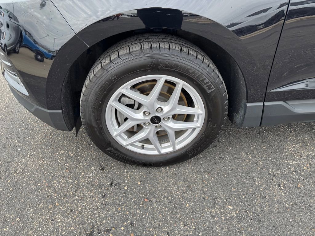 Certified 2024 Ford Edge SEL w/ Convenience Package image 14