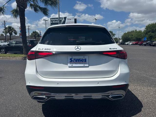 Used 2024 Mercedes-Benz GLC 300 4MATIC image 4