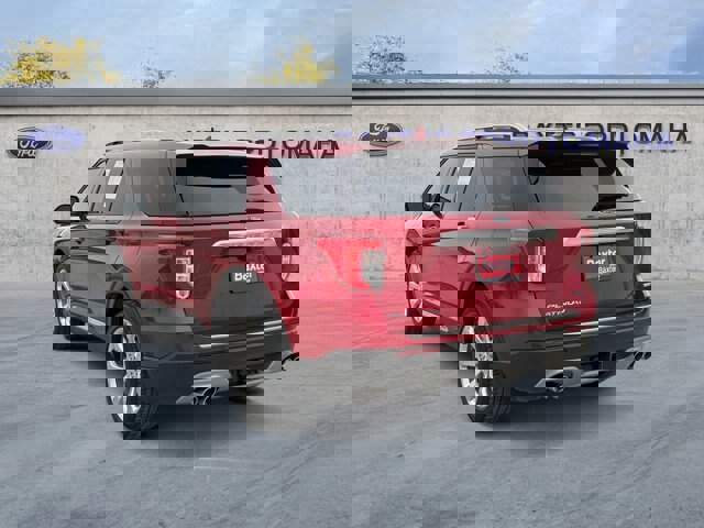 Certified 2020 Ford Explorer Platinum w/ Premium Technology Package image 3