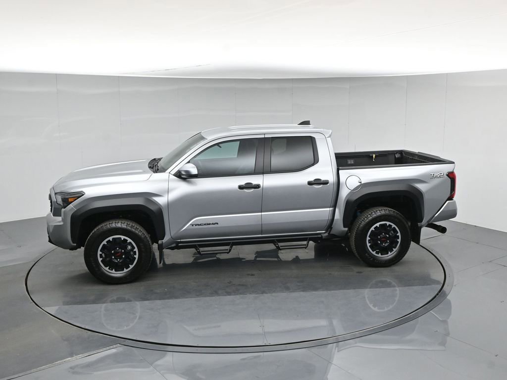 Used 2025 Toyota Tacoma TRD Off-Road image 22