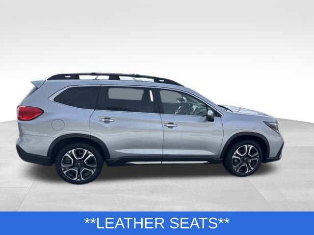 Used 2023 Subaru Ascent Touring image 5
