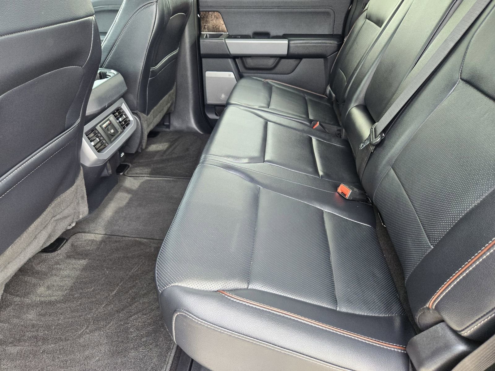 Certified 2024 Ford F250 Lariat w/ Chrome Package AWD/4WD image 31