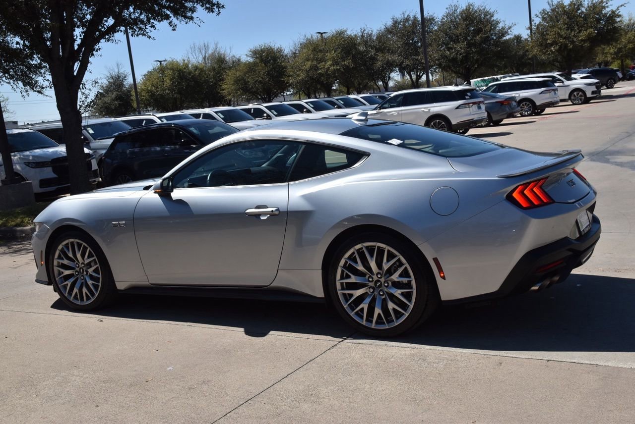 Certified 2025 Ford Mustang GT Premium image 11