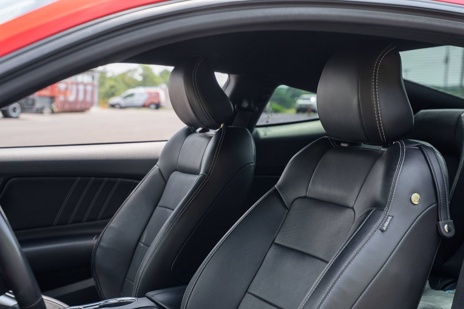 Certified 2018 Ford Mustang GT Premium RWD image 28